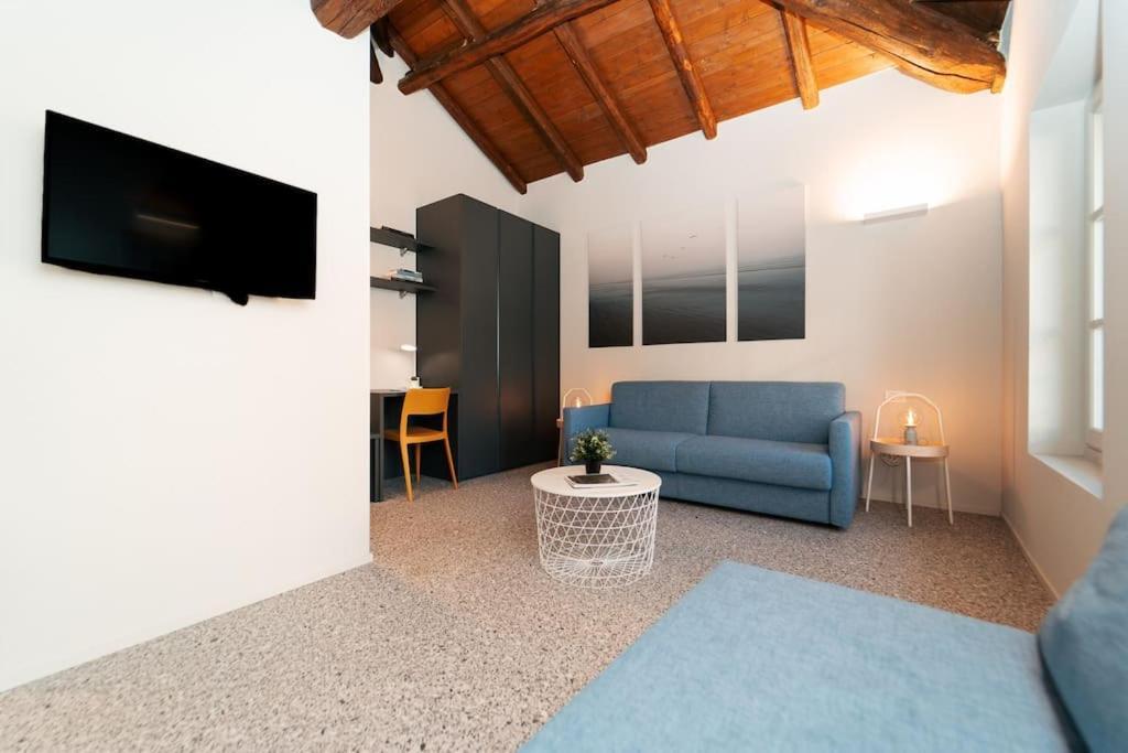 Moderno Appartamento A 200 Metri Dal Duomo 코모 외부 사진