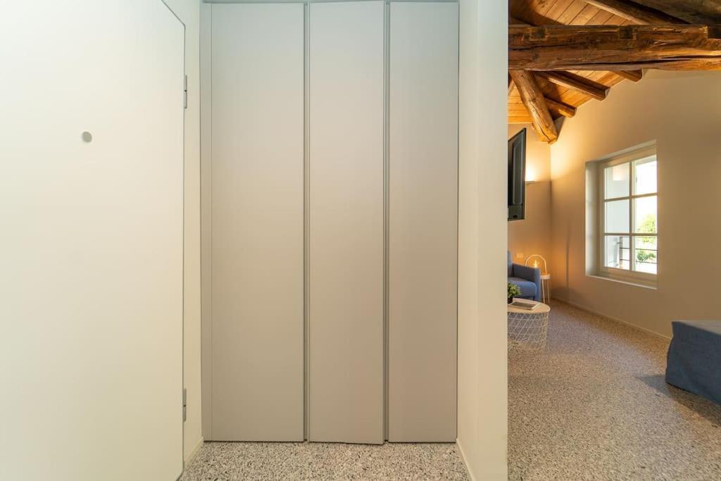 Moderno Appartamento A 200 Metri Dal Duomo 코모 외부 사진